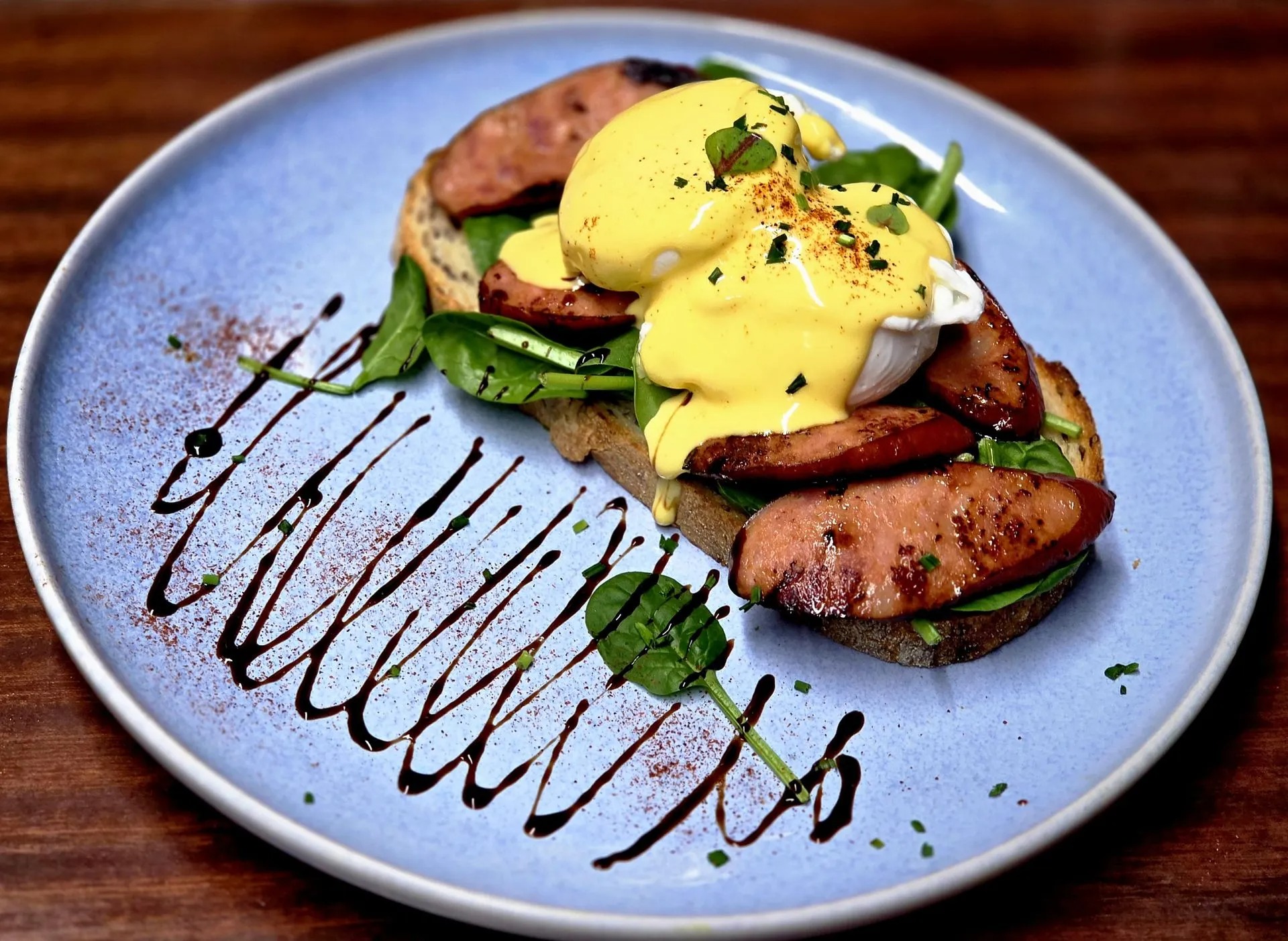 Eggs Benedict with chorizo